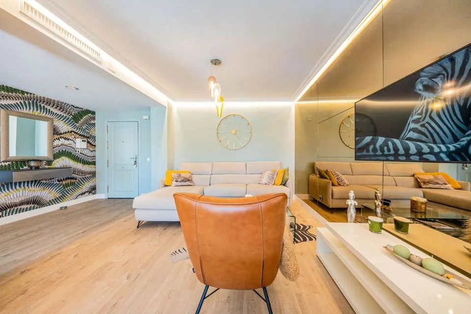 Apartament z tarasem w Marbelli — zdjęcie