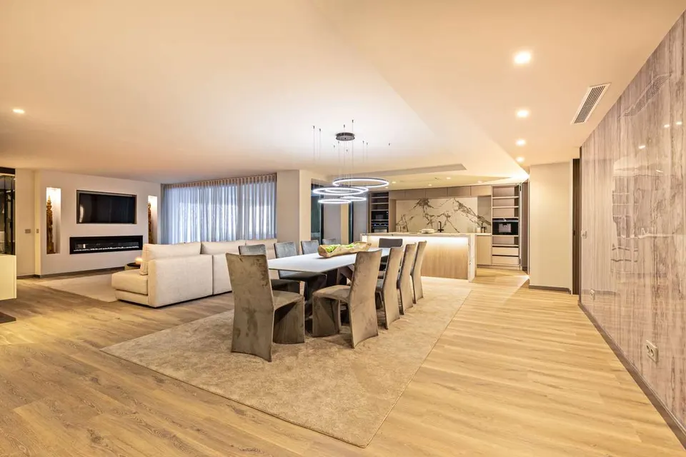 Apartament w sercu Puerto Banús w Marbelli — zdjęcie
