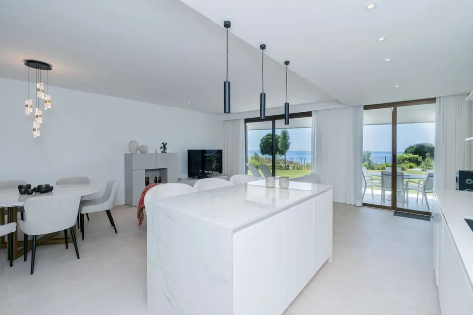 Apartament z widokiem na morze w Casares — zdjęcie