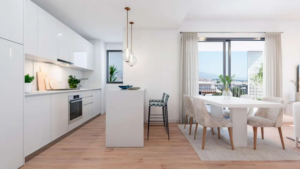 Penthouse z basenem w Esteponie — zdjęcie