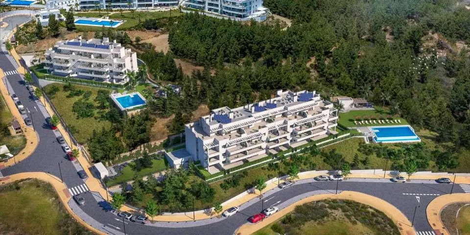 Apartament z tarasem w Mijas — zdjęcie