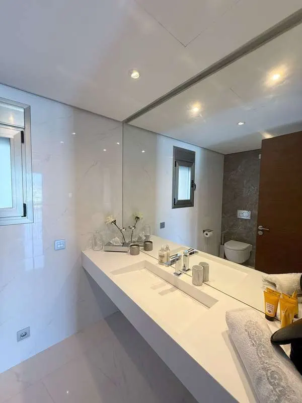 Penthouse z widokiem w Marbelli — zdjęcie