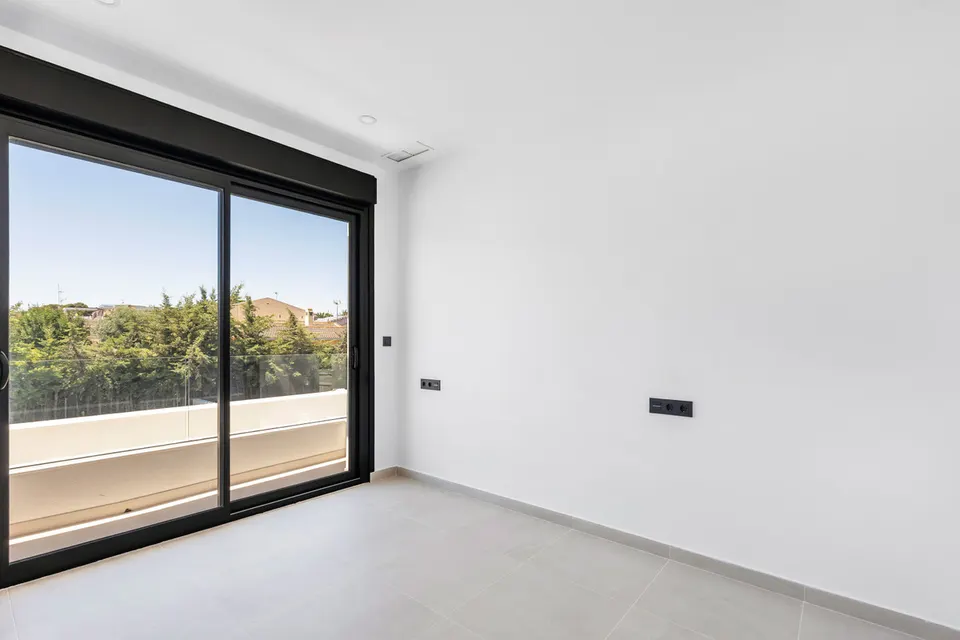 Nowe wille w Torrevieja — zdjęcie 10 z 16