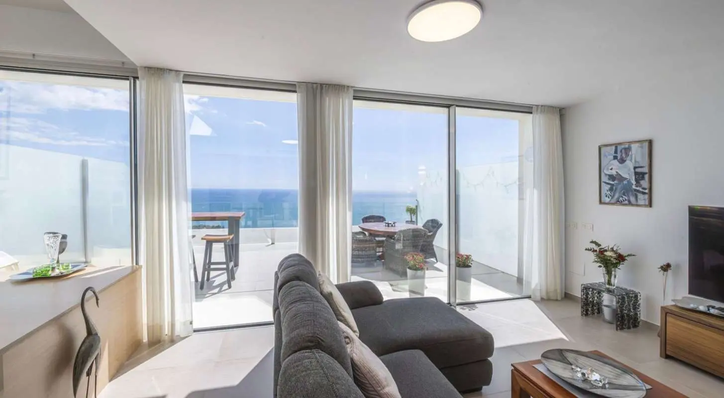 Apartament z widokiem na morze w Benalmádena