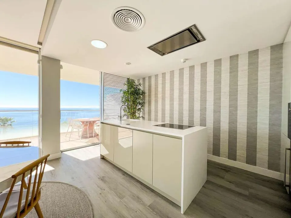 Apartament przy plaży w Casares — zdjęcie