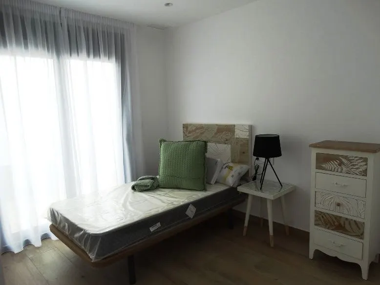 Nowe domy szeregowe w Pilar de la Horadada — zdjęcie 11 z 16