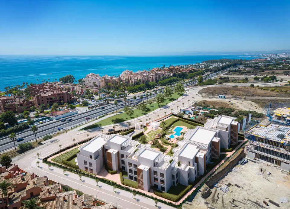 Apartamenty blisko plaży w Esteponie — zdjęcie
