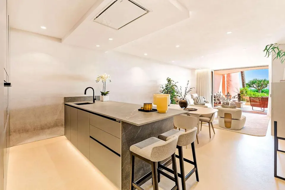 Apartament przy plaży w Esteponie — zdjęcie