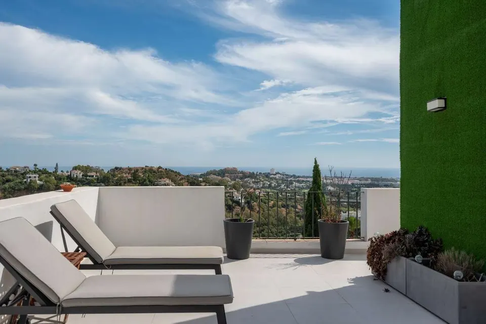 Apartament z widokiem w Benahavis — zdjęcie 1 z 16