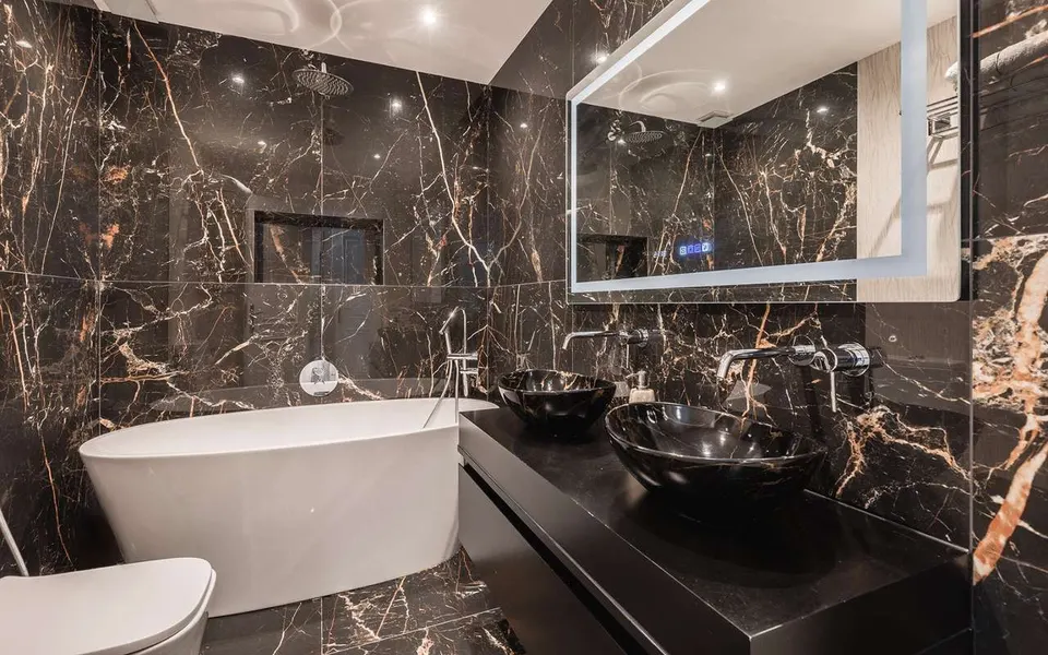 Apartament z tarasem w Marbelli — zdjęcie