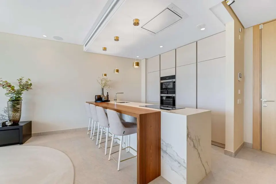 Apartament z widokiem na morze w Benahavís — zdjęcie
