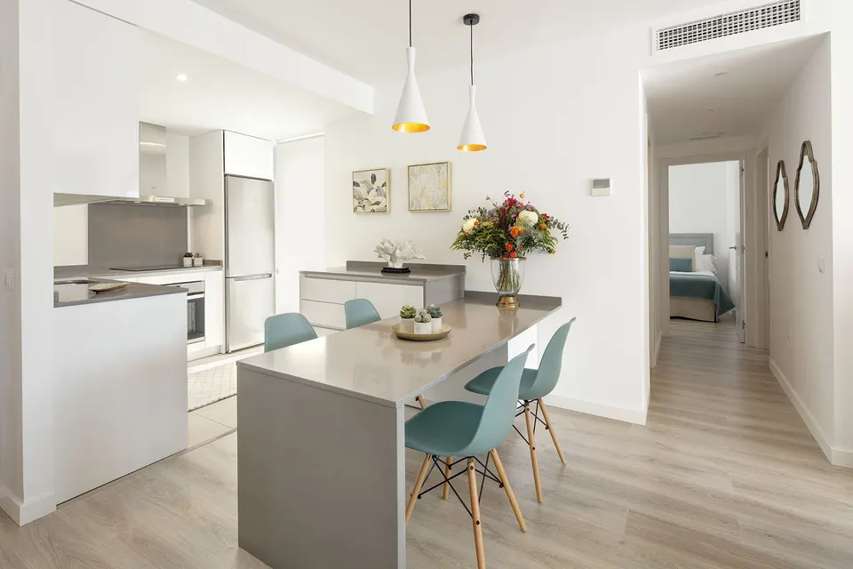 Apartamenty z basenem na dachu w Marbelli — zdjęcie