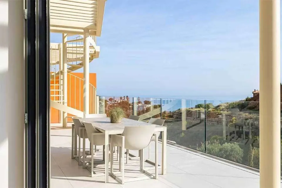 Penthouse z solarium w Mijas — zdjęcie