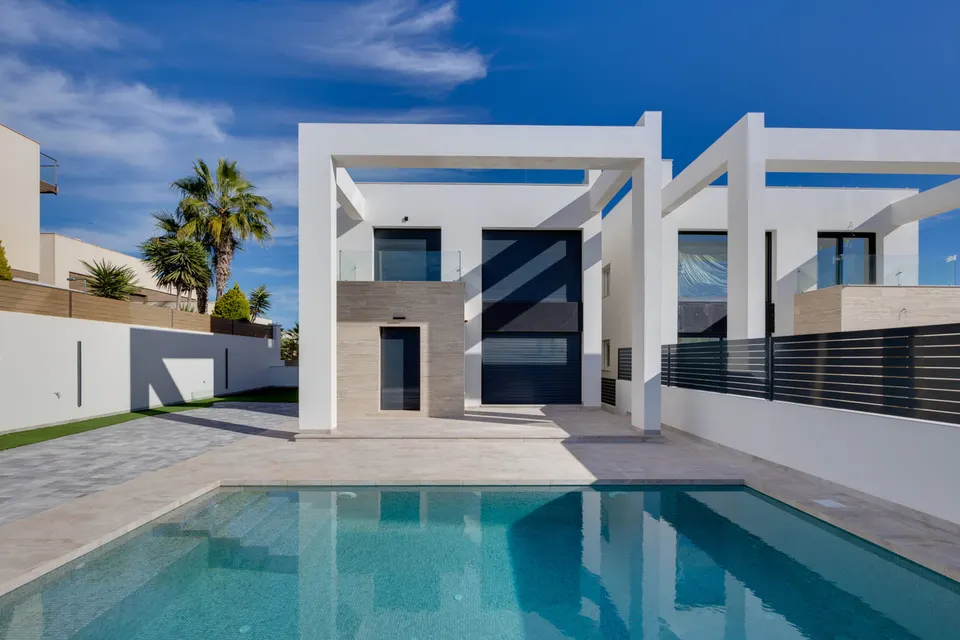 Nowe wille w Torrevieja — zdjęcie 11 z 16