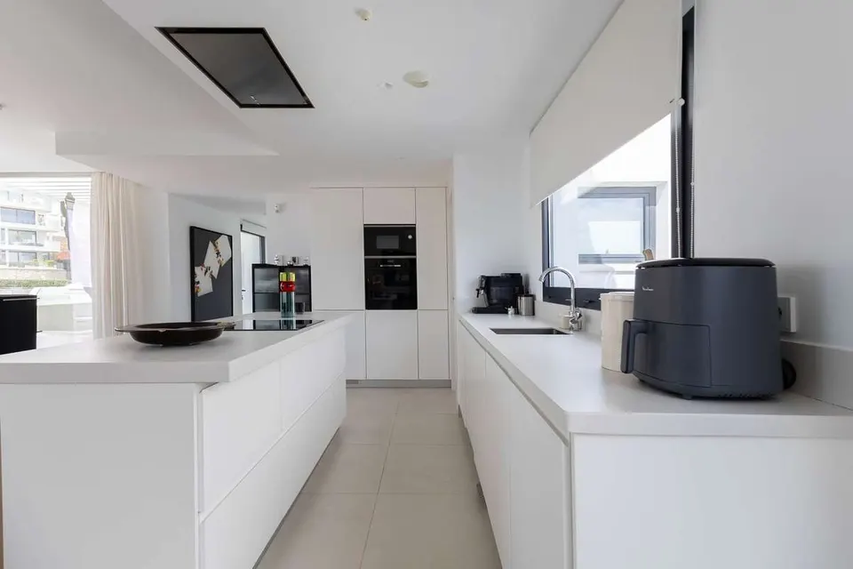Penthouse z tarasem w Fuengiroli — zdjęcie 11 z 16