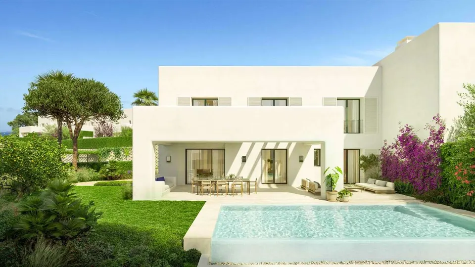 Willa z basenem w Sotogrande — zdjęcie