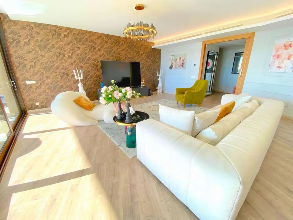 Apartament z widokiem na morze w Benahavís — zdjęcie
