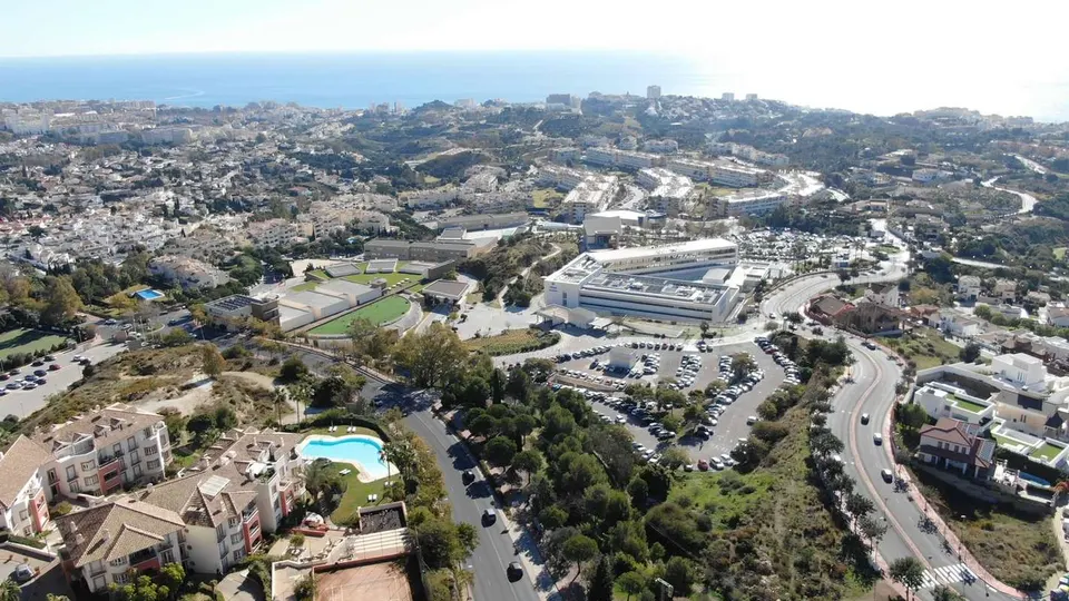 Nieruchomość z widokiem na morze w Benalmádenie — zdjęcie