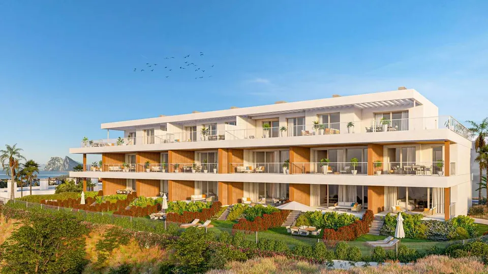 Apartament z ogrodem w La Alcaidesa — zdjęcie