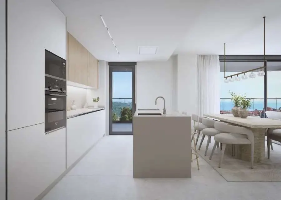 Apartamenty z widokiem w Esteponie — zdjęcie