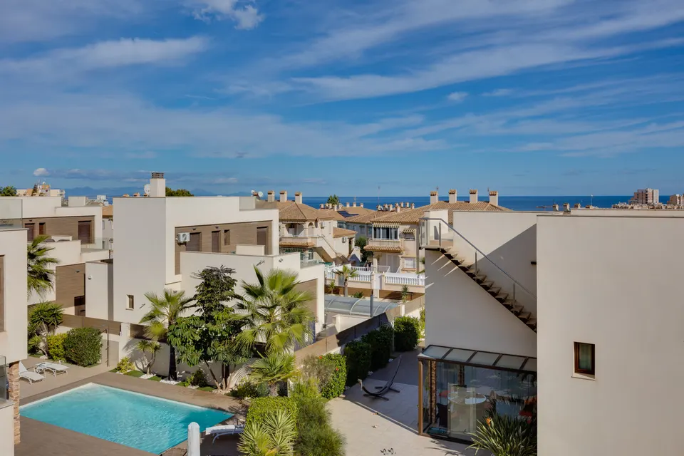 Nowe wille w Torrevieja — zdjęcie 9 z 16