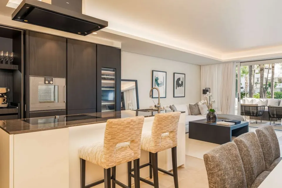 Apartament przy plaży w Marbelli — zdjęcie