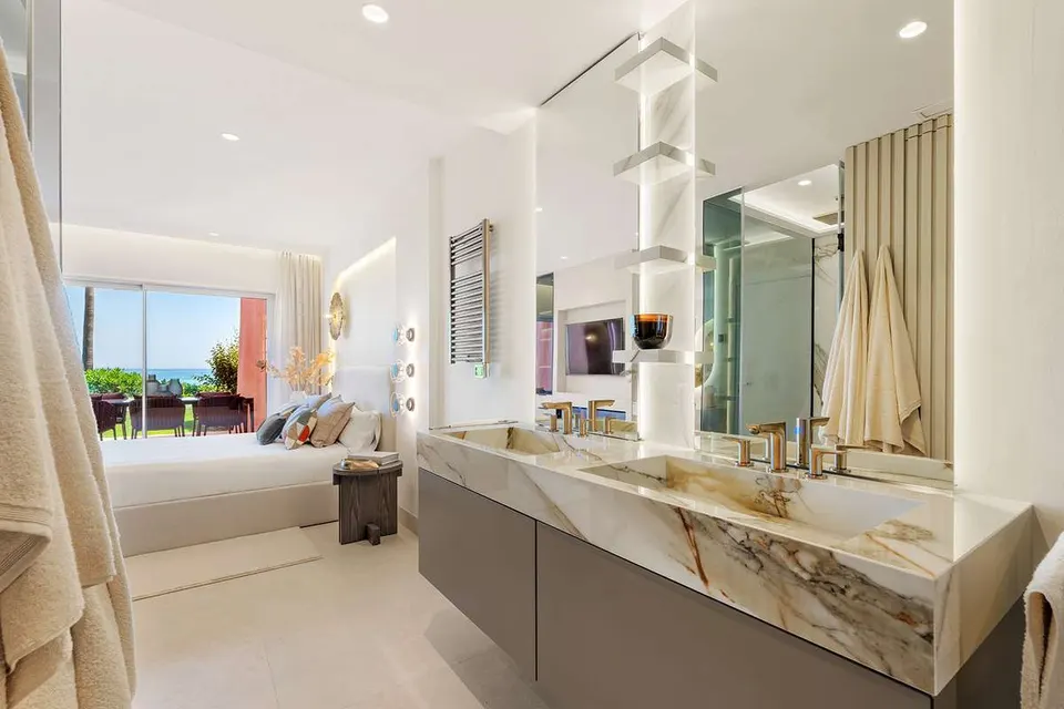 Apartament przy plaży w Esteponie — zdjęcie