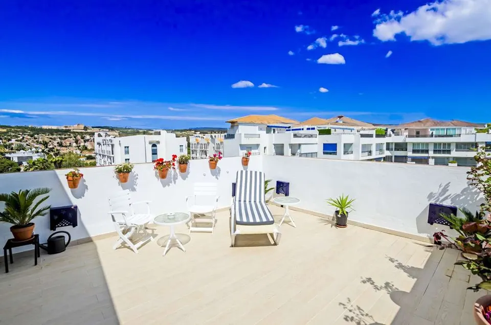 Penthouse z tarasem w Marbelli — zdjęcie
