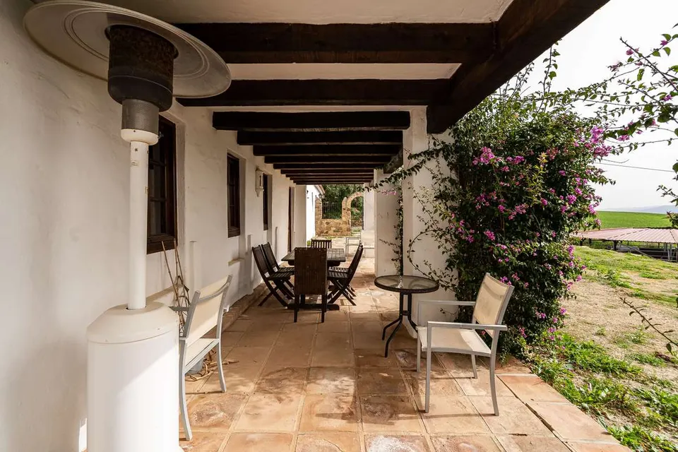 Dom finca w Villanueva de la Concepción — zdjęcie