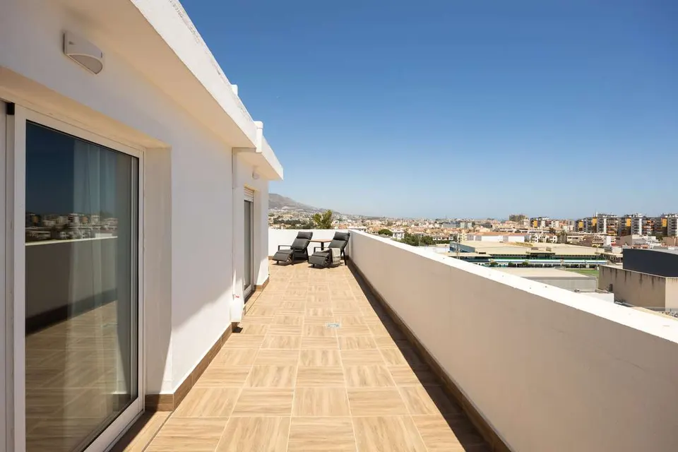 Penthouse z widokiem w Mijas — zdjęcie