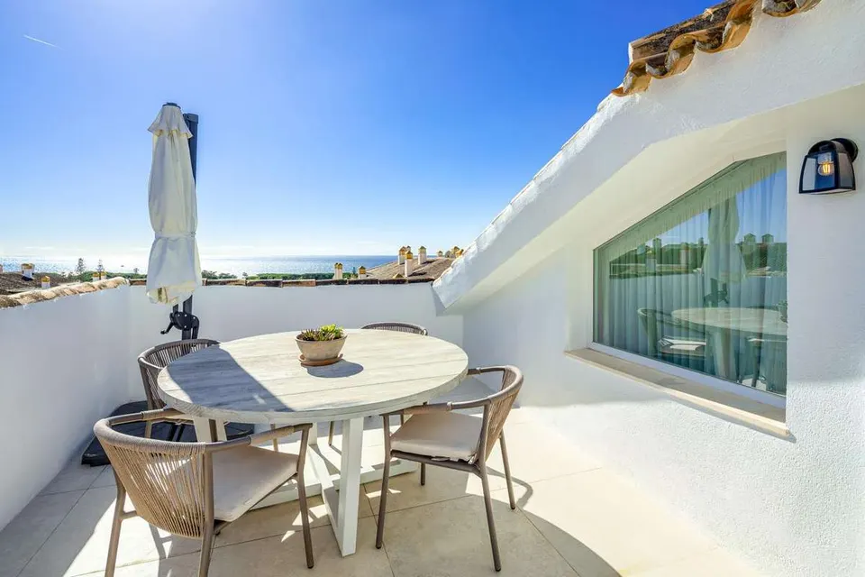 Penthouse z widokiem na morze w Marbelli — zdjęcie