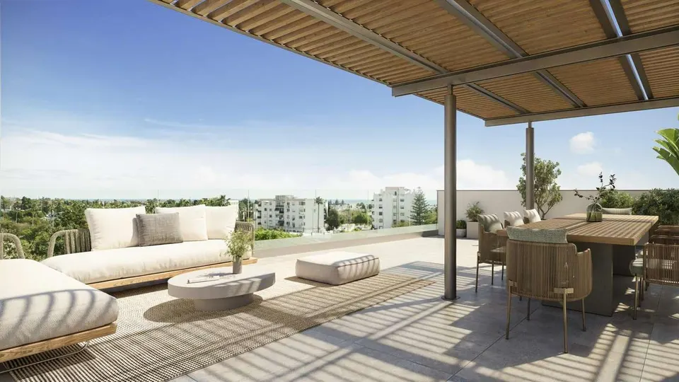 Penthouse z widokiem na dachu w Marbelli — zdjęcie