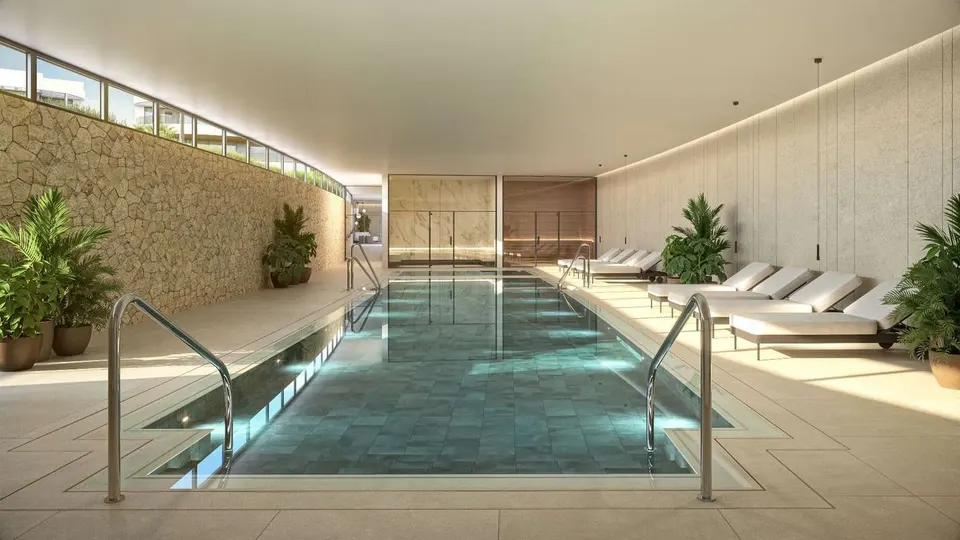Apartament z prywatnym ogrodem w Esteponie — zdjęcie