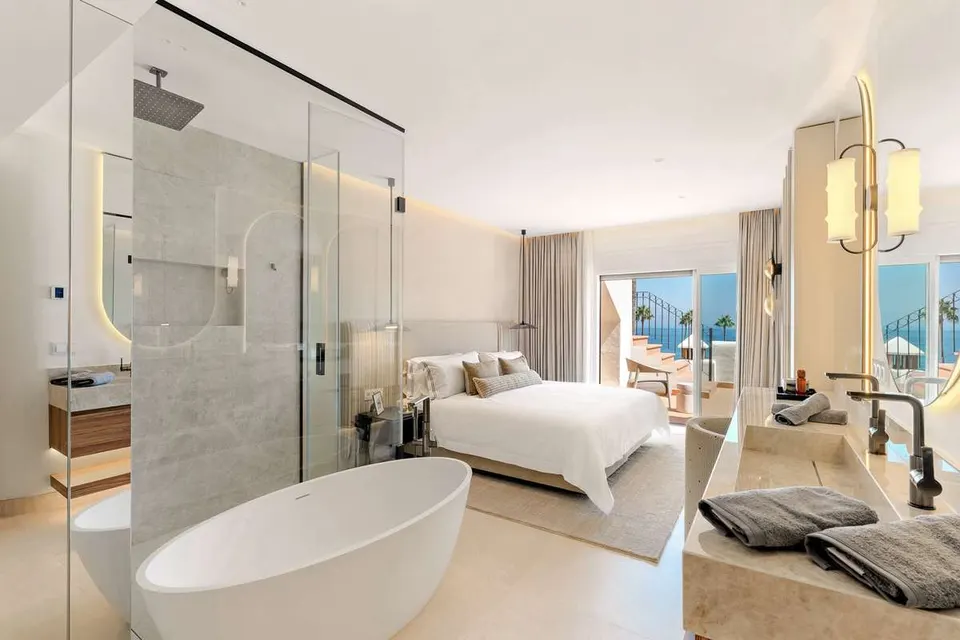 Penthouse przy plaży w Esteponie — zdjęcie