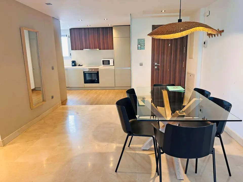 Apartament z tarasem w Marbelli — zdjęcie 14 z 16
