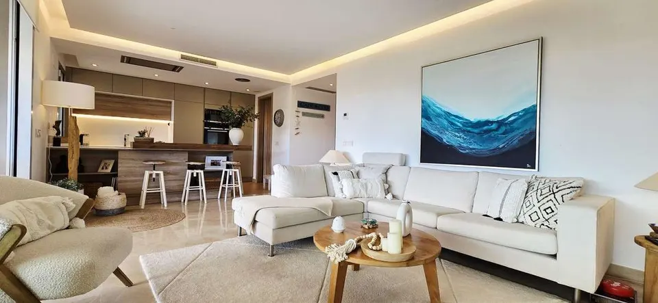 Apartament z ogrodem w Benahavís — zdjęcie