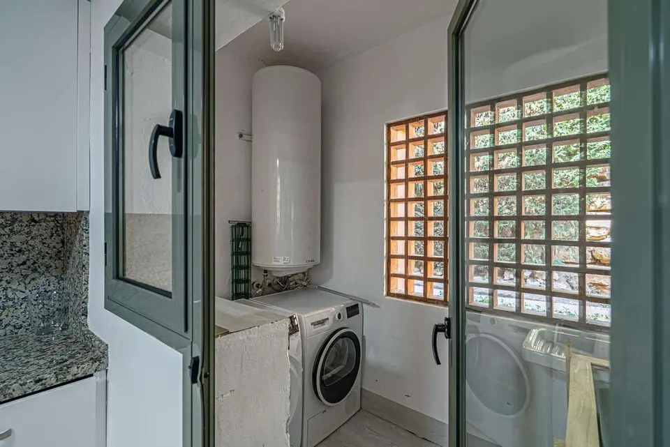 Apartament w zielonej urbanizacji w Esteponie — zdjęcie 14 z 16