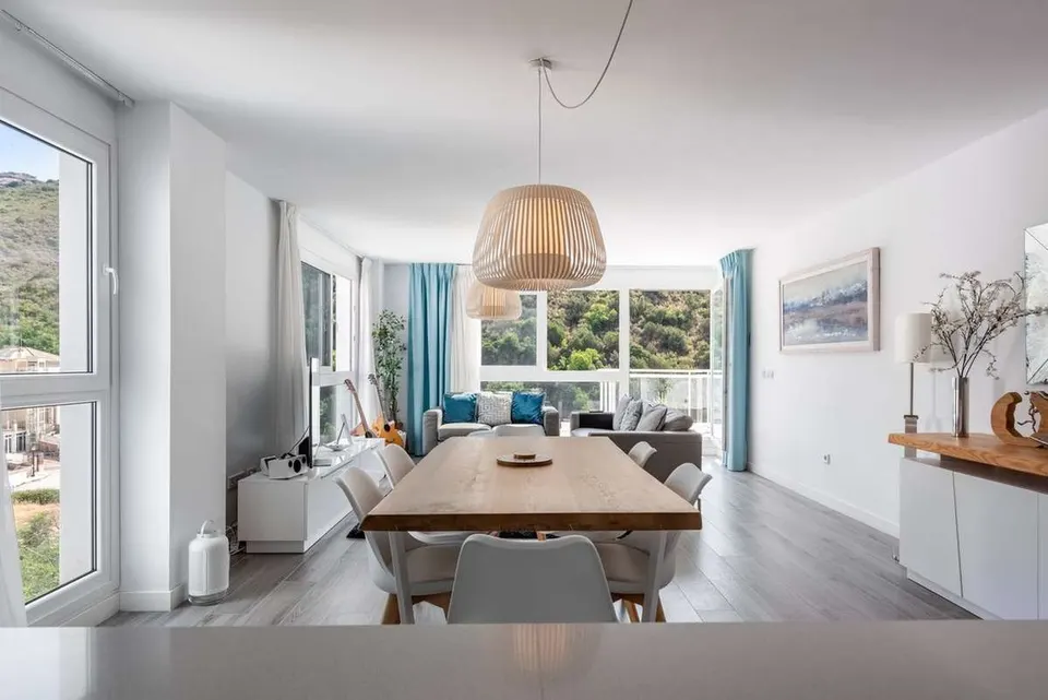 Penthouse z tarasem w Benahavís — zdjęcie