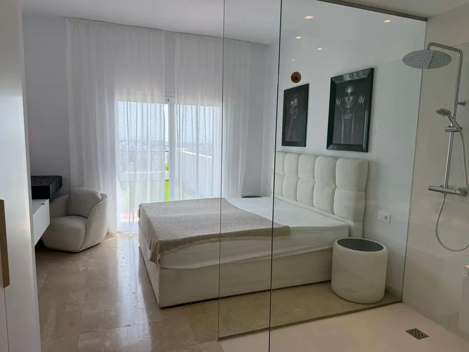 Apartament z widokiem na morze w Benahavís — zdjęcie