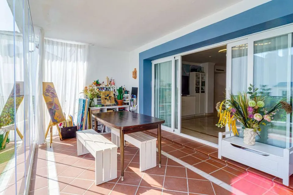 Apartament z basenami w Benahavís — zdjęcie