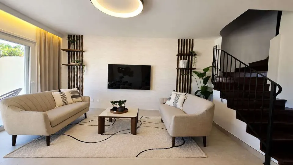 Penthouse dwupoziomowy z widokiem na morze w Marbelli — zdjęcie 3 z 16