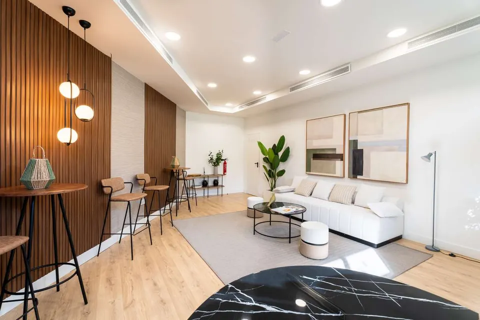 Apartamenty z widokiem na morze w Benalmádena Pueblo — zdjęcie