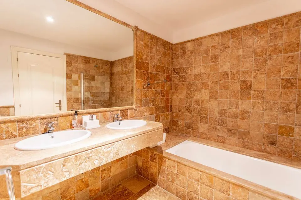 Apartament z widokiem na morze w Benahavís — zdjęcie