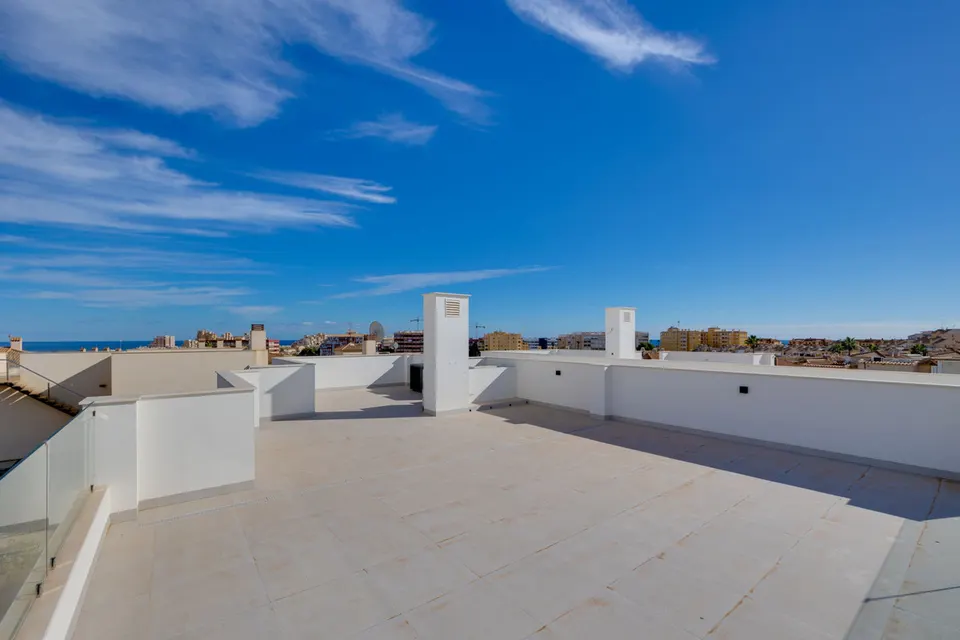Nowe wille w Torrevieja — zdjęcie 12 z 16