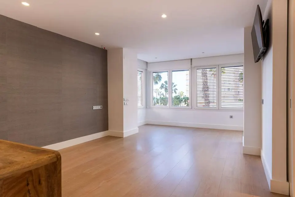 Apartament z naturalnym światłem w Maladze — zdjęcie