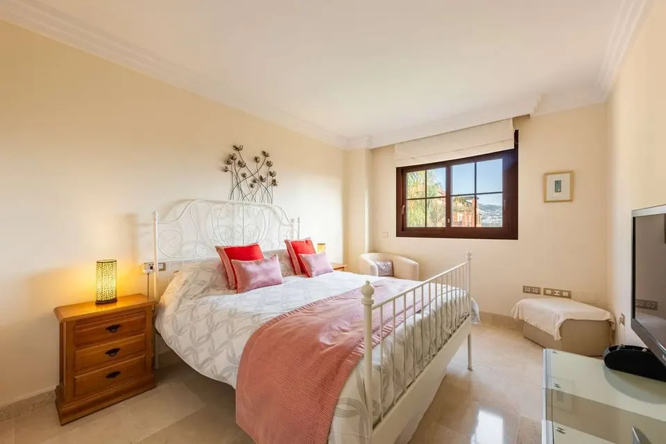 Apartament naturalne światło w Benahavís — zdjęcie