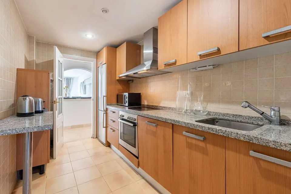 Penthouse z widokiem na naturę w Benahavís — zdjęcie
