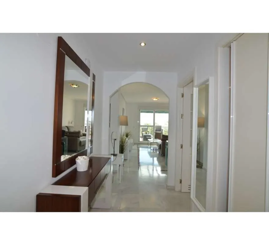 Penthouse z tarasem w Marbelli — zdjęcie