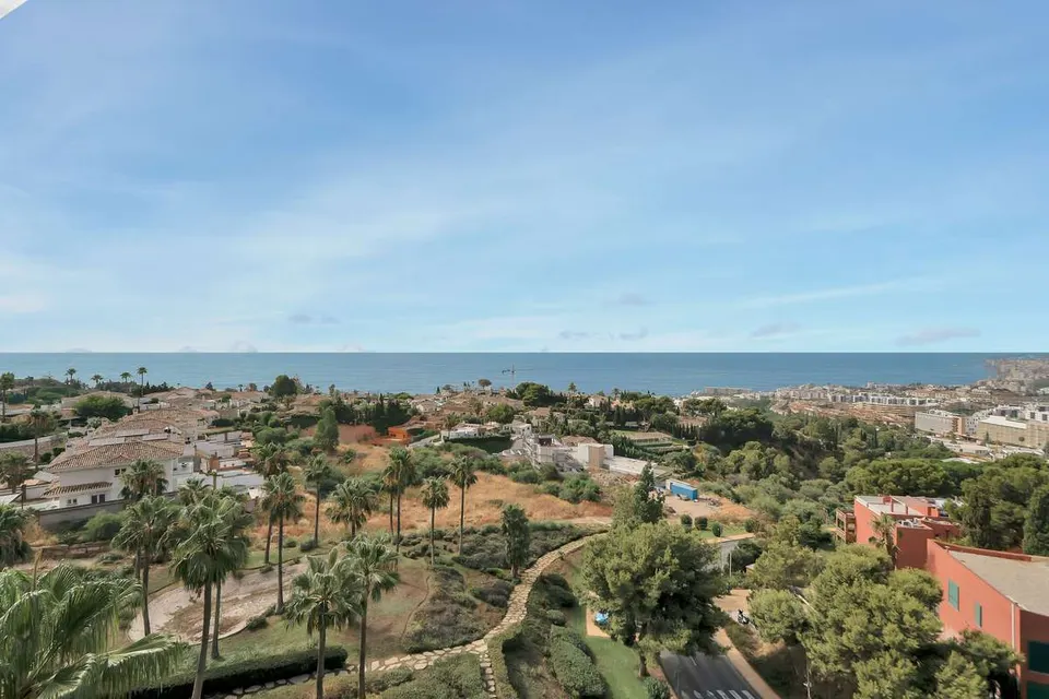 Apartament z widokiem na morze w Benalmádena — zdjęcie