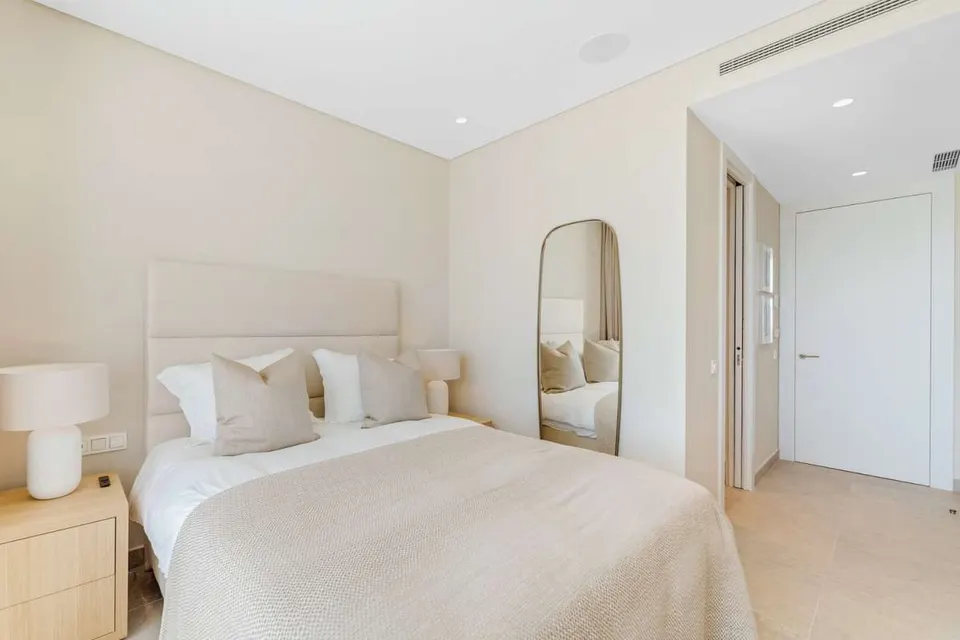 Apartament z widokiem na morze w Benahavís — zdjęcie